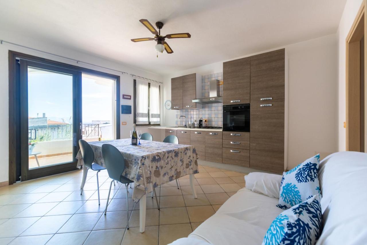 Residence Fior Di Sulcis Calasetta Exterior foto